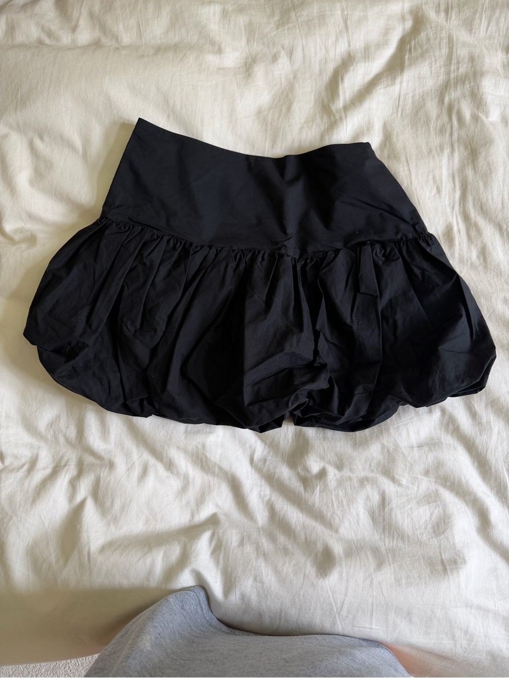 H&M Black Bubble Hem Mini Skirt